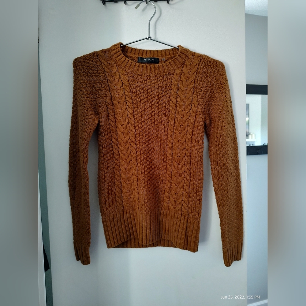Mak Knit Sweater
